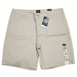 Lee Women's Legendary 9" Chino Bermuda Shorts | Tan | Size 18